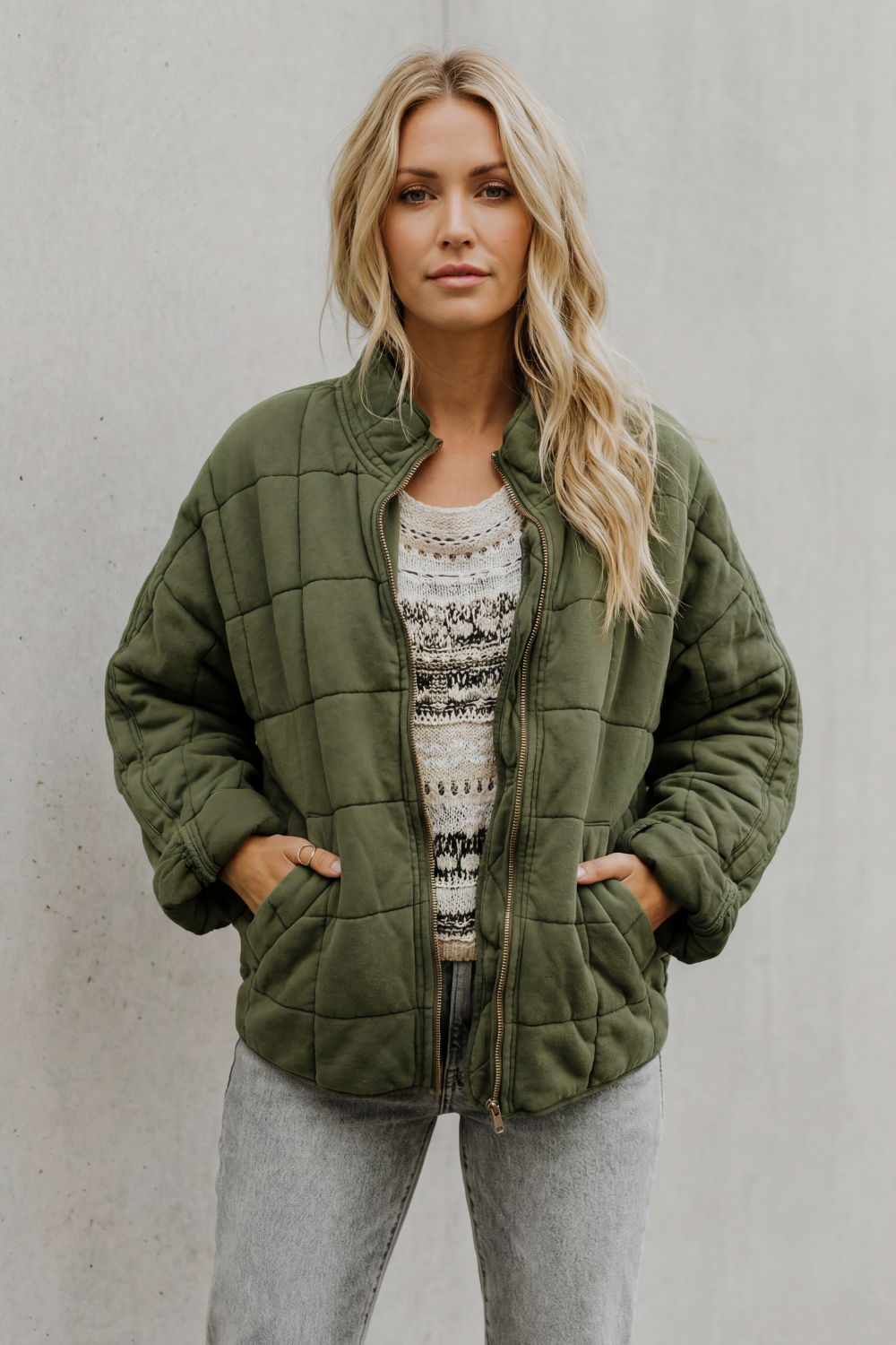 Women's Quilted Jacket with Stand Collar and Zip Front