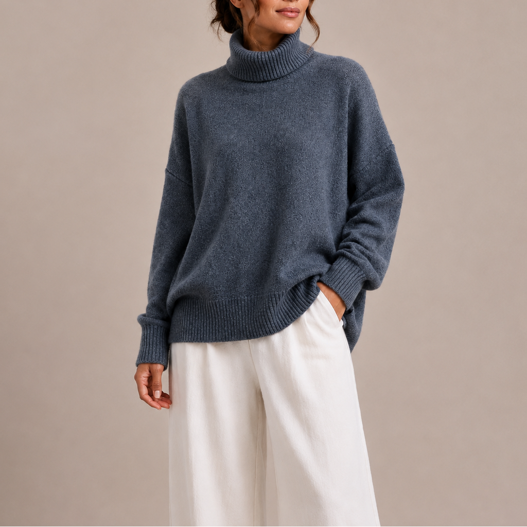 Women's oversized turtleneck jumper with drop shoulders and ribbed trims