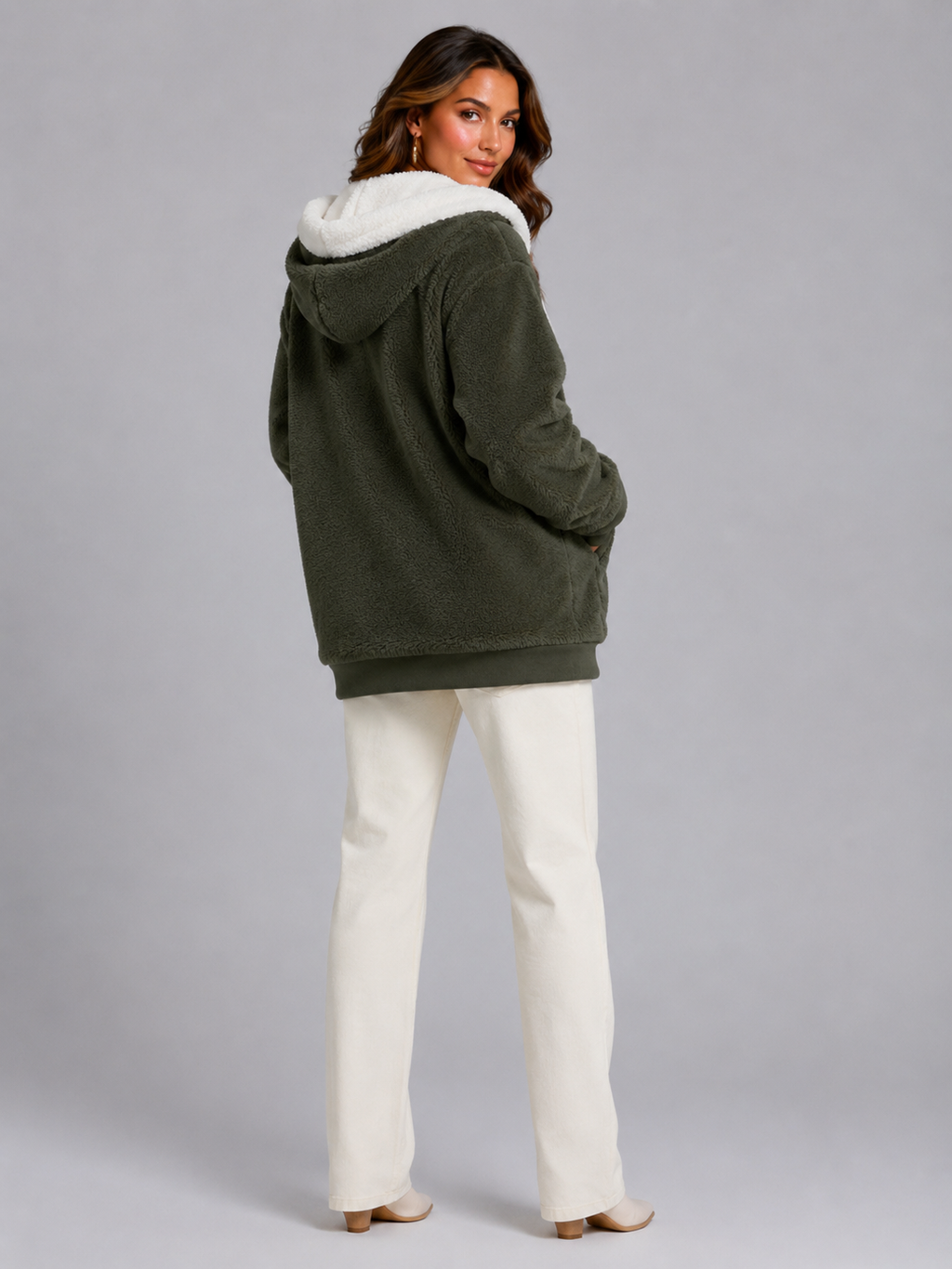 Women's Oversized Sherpa Fleece Jacket with Hood and Zip Front
