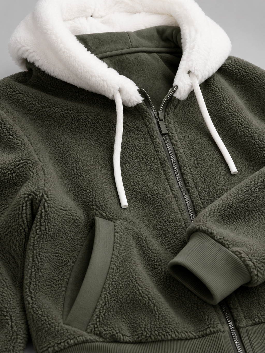 Women's Oversized Sherpa Fleece Jacket with Hood and Zip Front