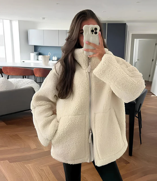 Women's Oversized Teddy Fleece Jacket with Stand Collar and Zip Front