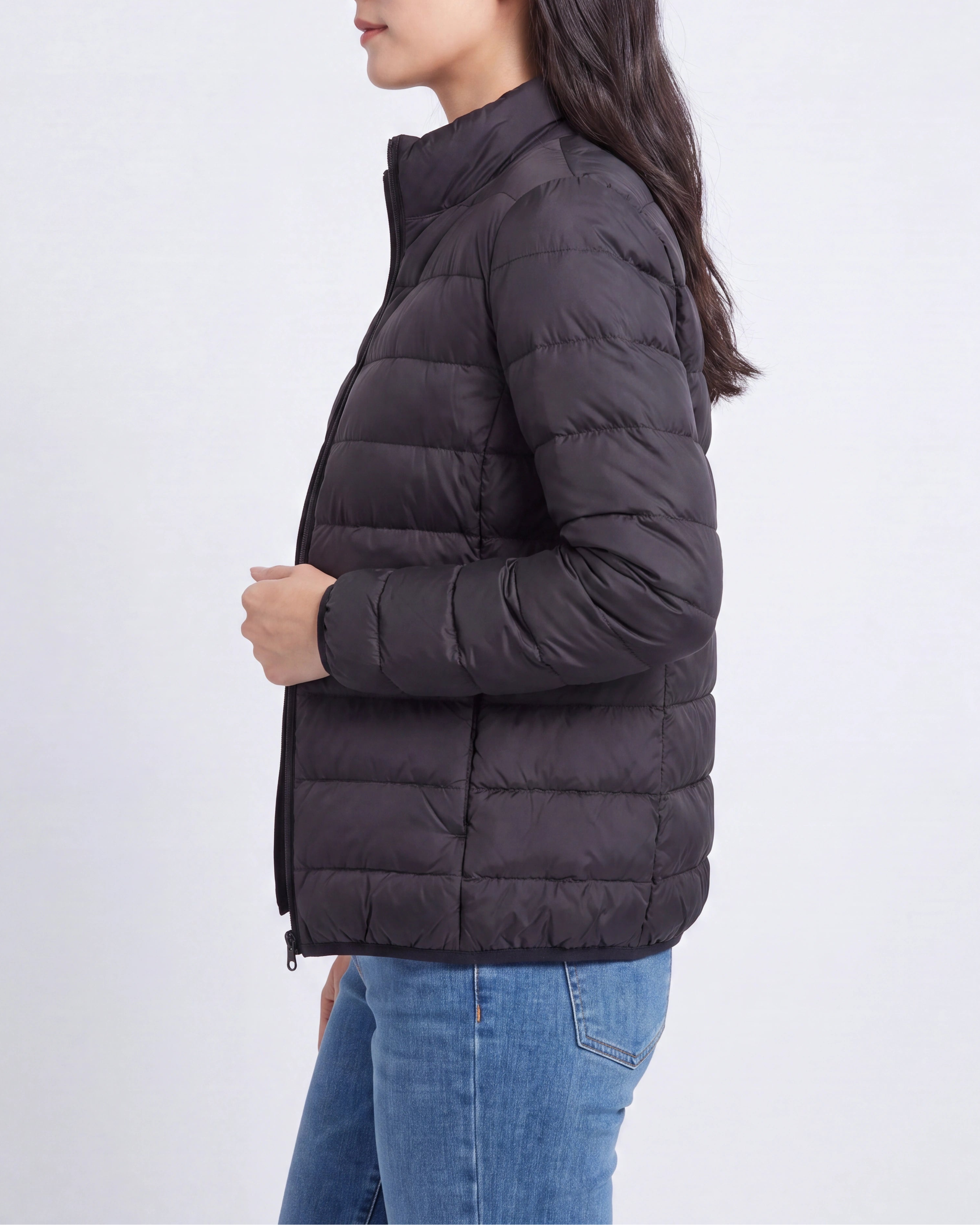 Women's Lightweight Quilted Stand Collar Zip Up Puffer Jacket