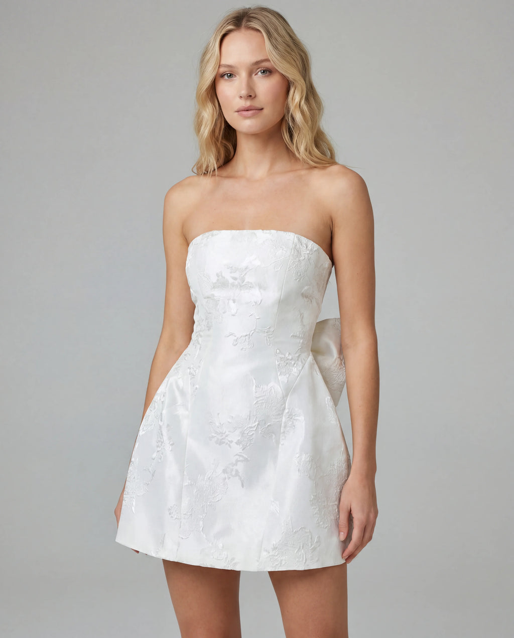 Brocade sweetheart mini dress - white front