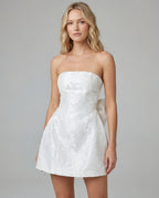 Brocade sweetheart mini dress - white front