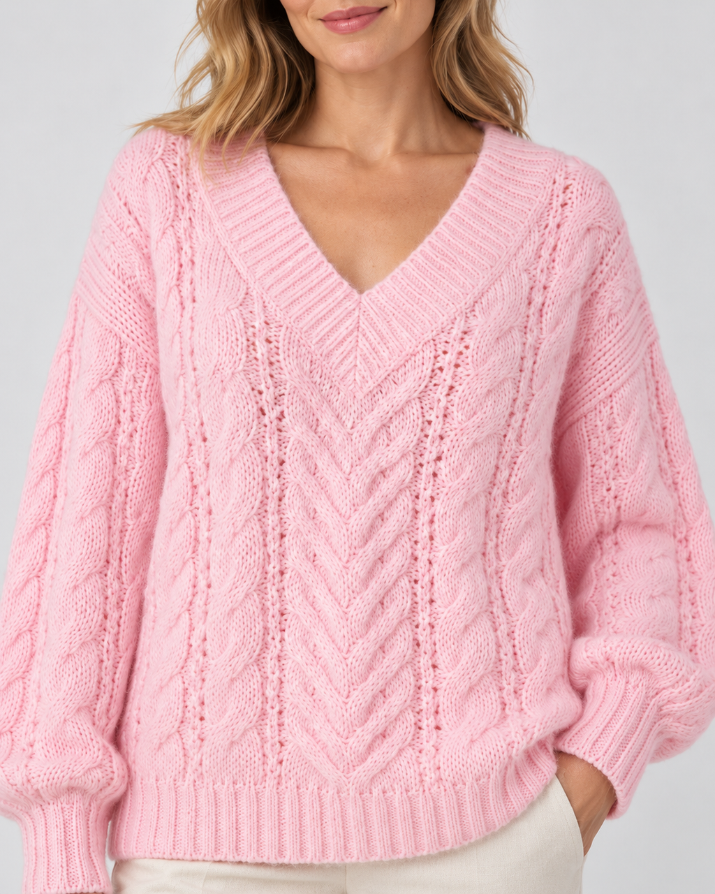pink cable knit V-neck jumper – 04_detail studio view
