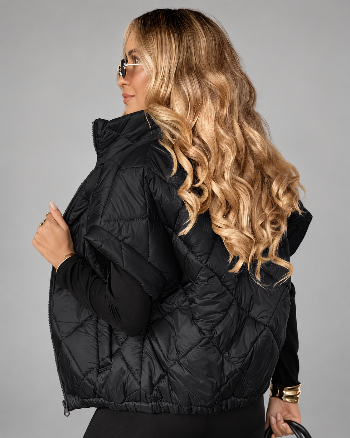Women's Oversized Diamond Quilted Gilet with Stand Collar and Zip Front