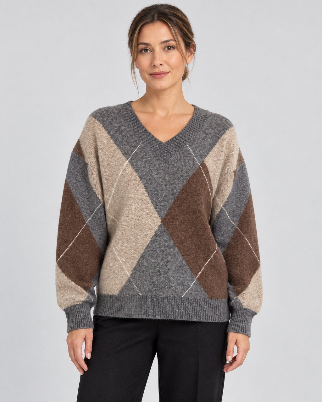 Women's Relaxed Argyle V-Neck Knitted Jumper with Ribbed Trims in Camel – photo 1