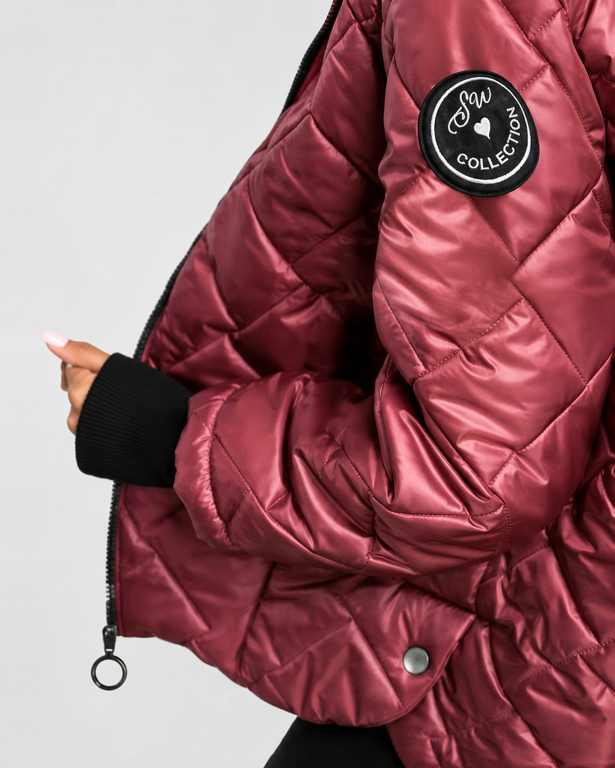 Women's Diamond Quilted Hooded Jacket with Zip Front and Ribbed Cuffs in Burgundy – sleeve detail