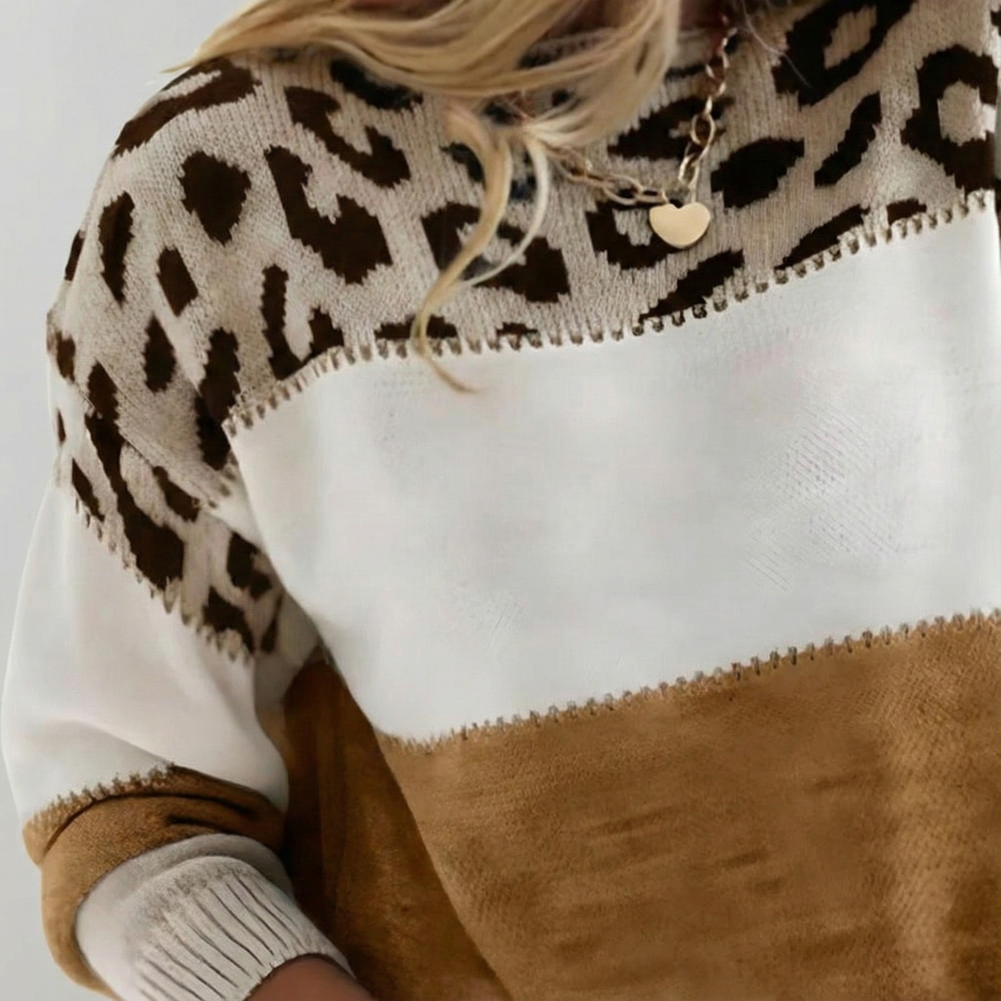 Women's Leopard Print Colourblock Knit Jumper with Round Neck