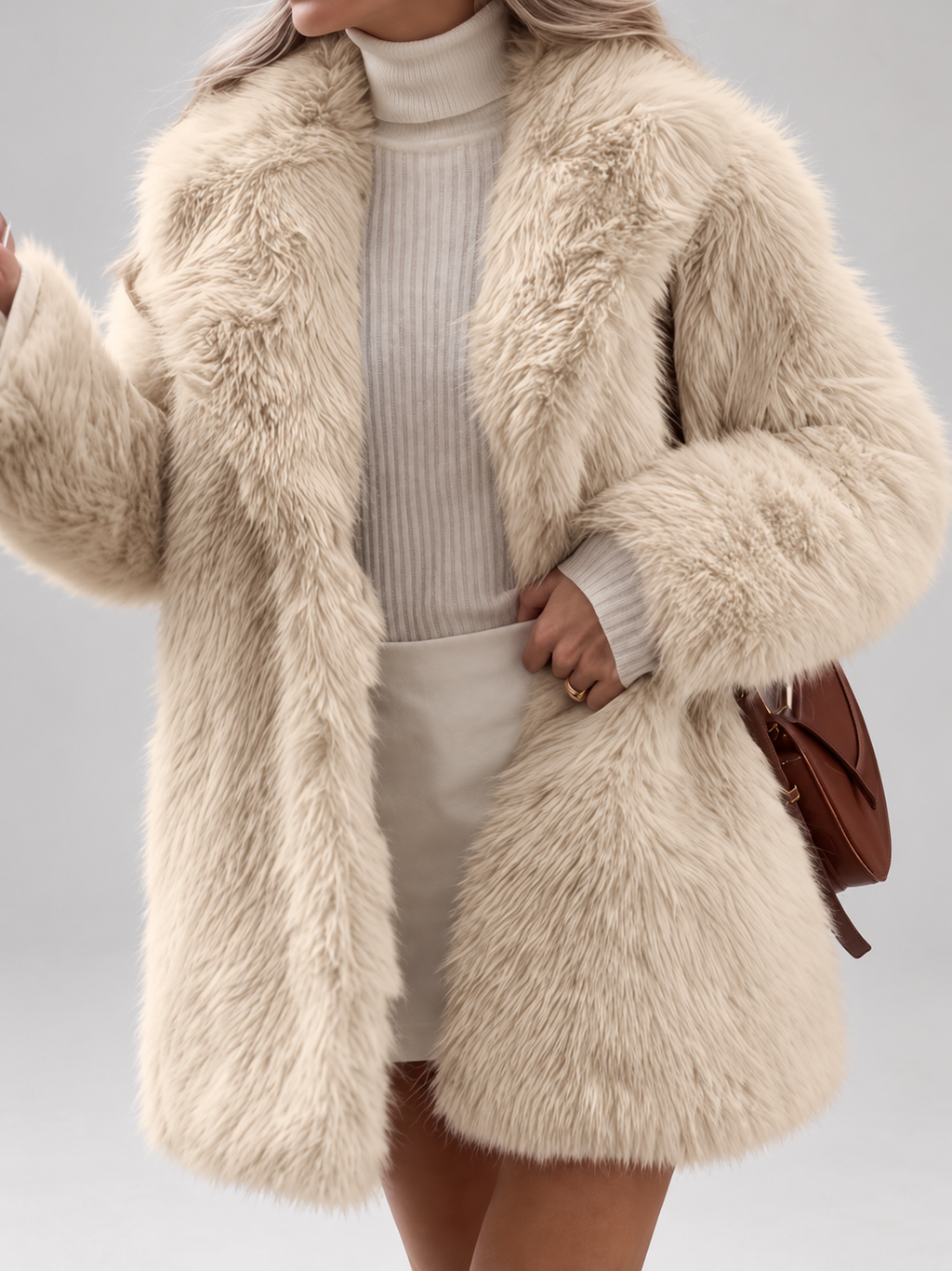 Women's Oversized Faux Fur Coat with Wide Lapels and Open Front