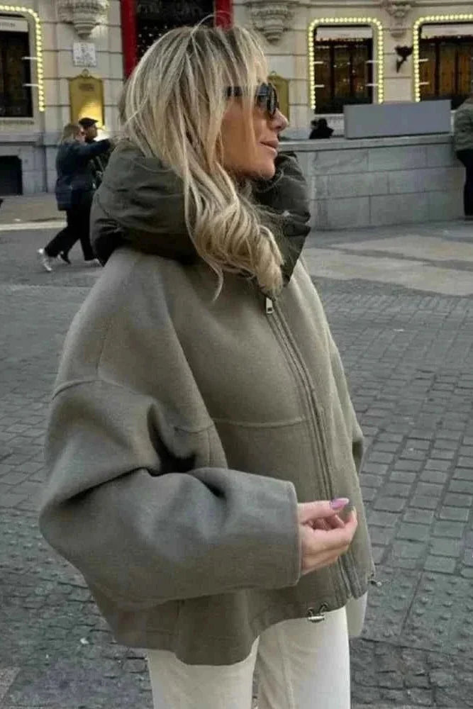 Women's Oversized Hooded Jacket with Zip Front and Drawstring Hem