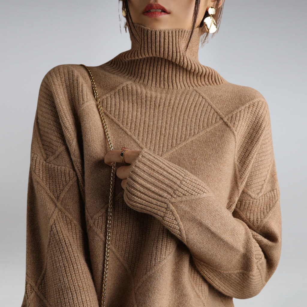 Women's Oversized Knit Turtleneck Jumper with Diamond Texture