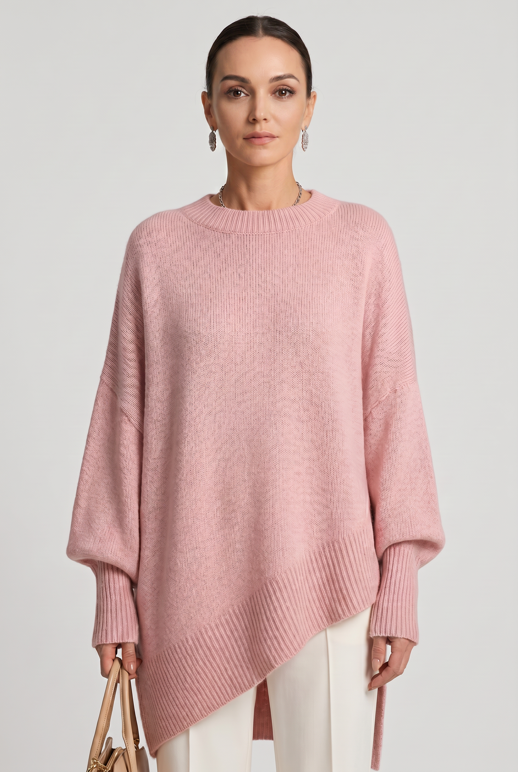 Women's Oversized Knitted Jumper with Crew Neck and Asymmetric Hem