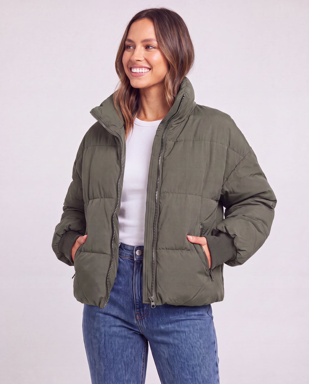 Women's Oversized Puffer Jacket with Stand Collar and Zip Front