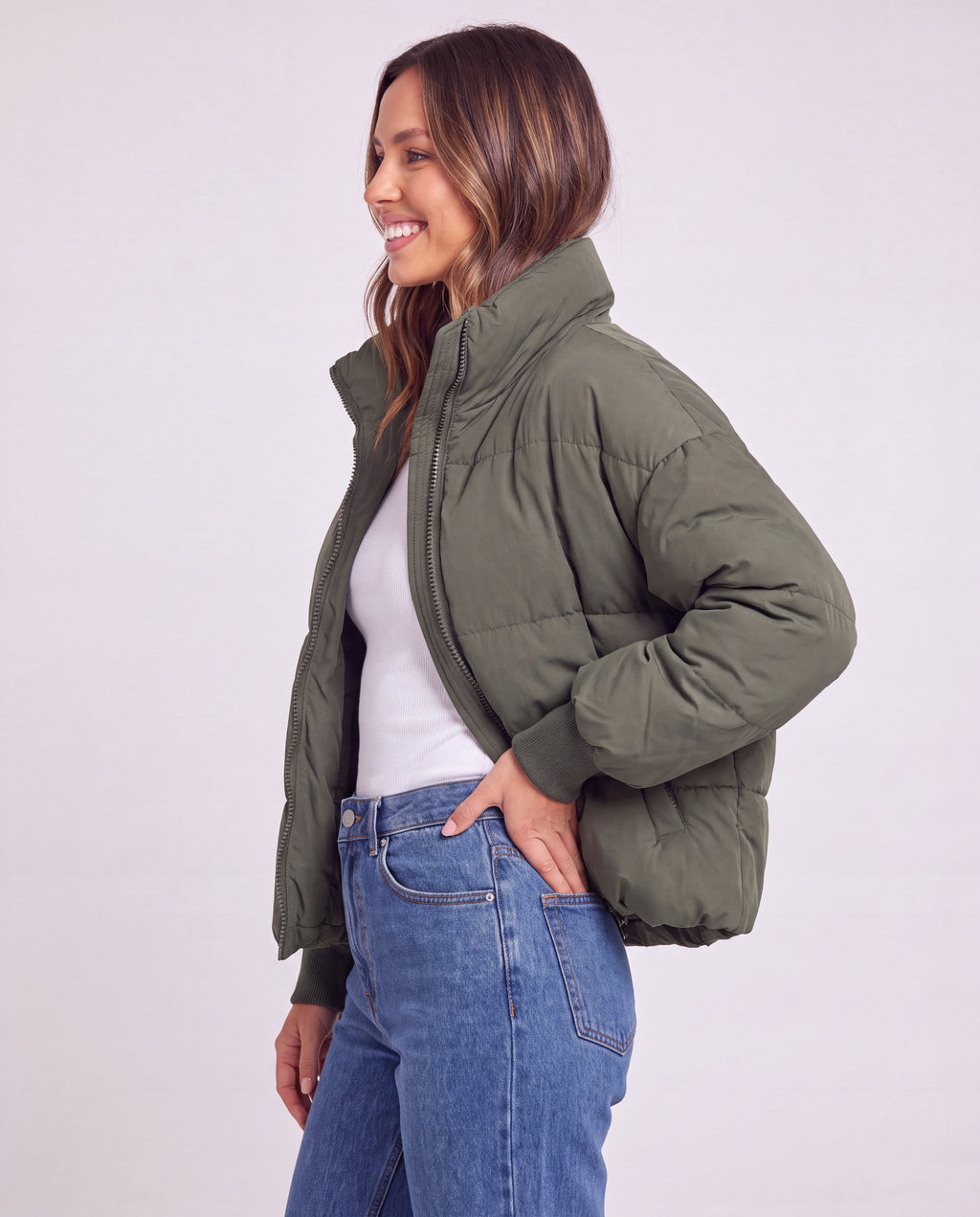 Women's Oversized Puffer Jacket with Stand Collar and Zip Front