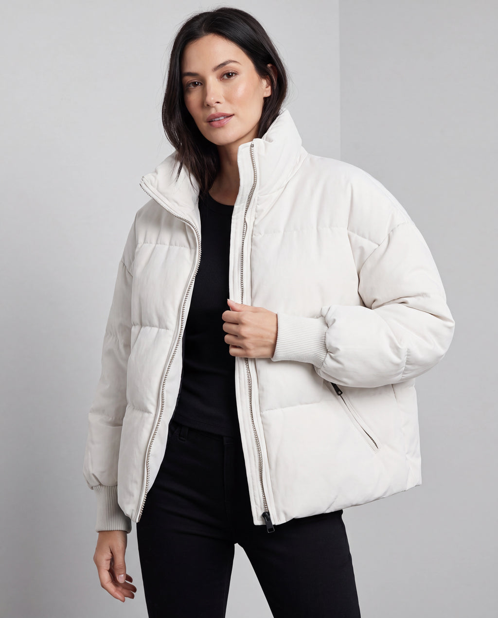 Women's Oversized Puffer Jacket with Stand Collar and Zip Front