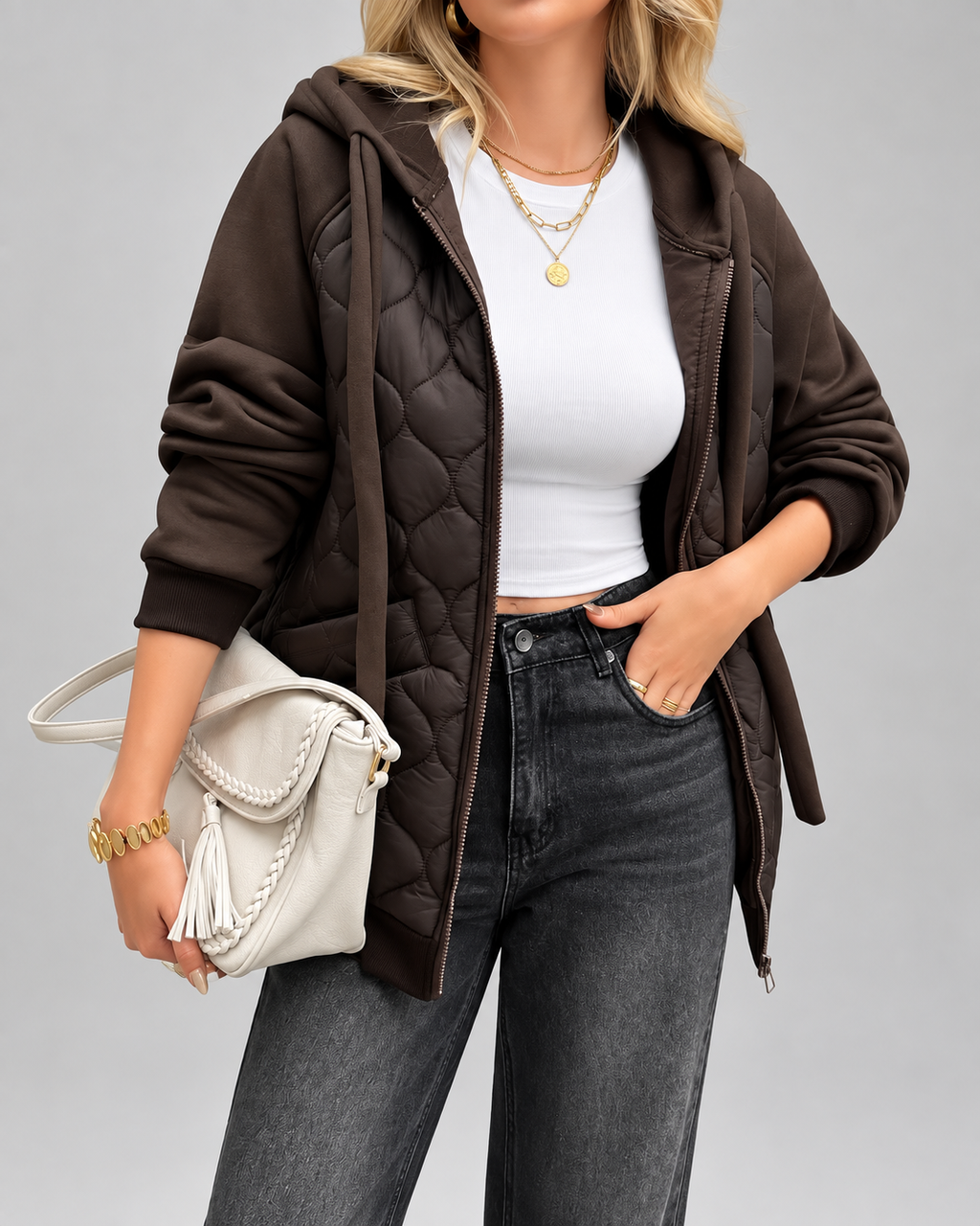 Women's oversized quilted jacket with fleece hood and zip front