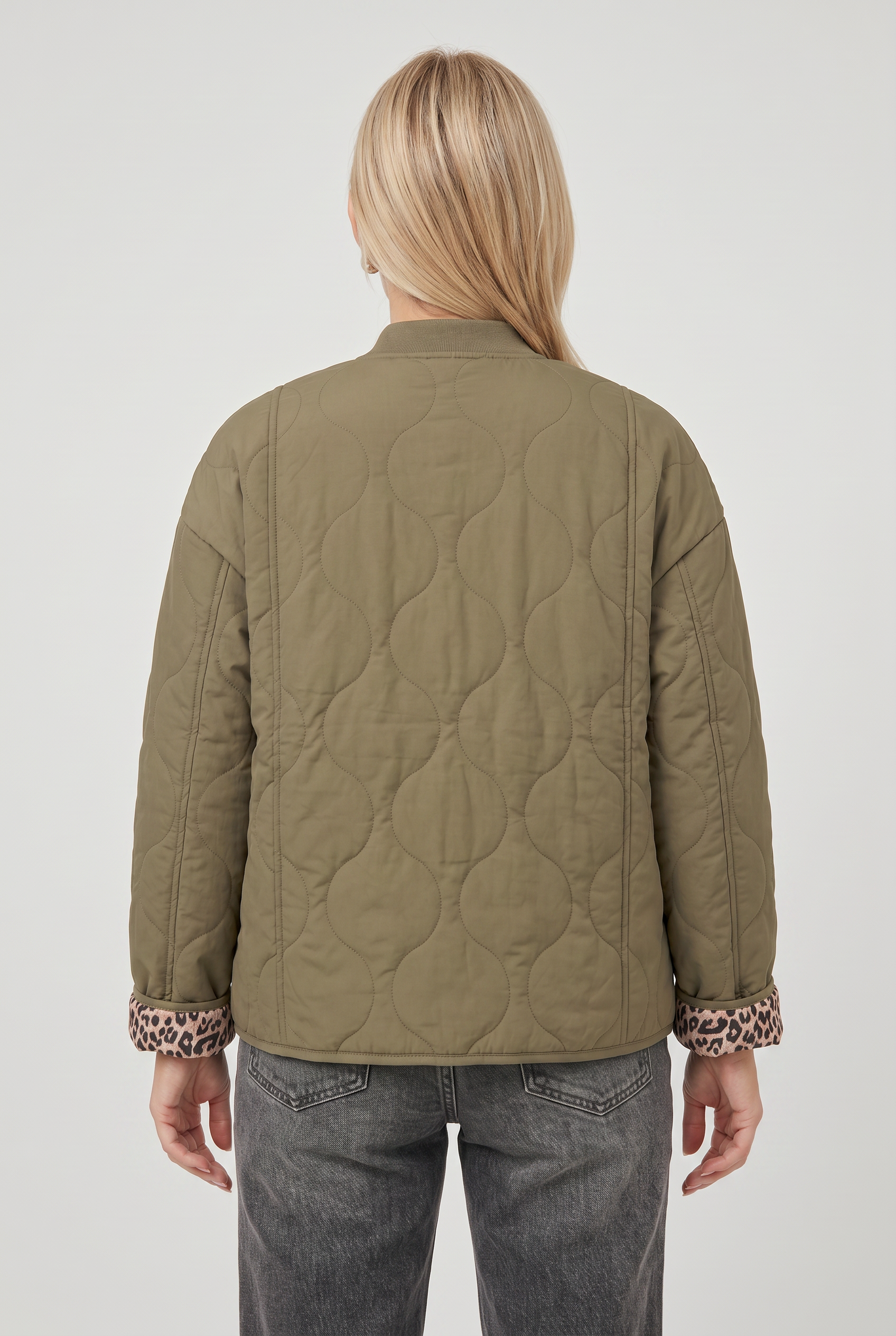Women's Quilted Jacket with Button Front and Flap Pockets