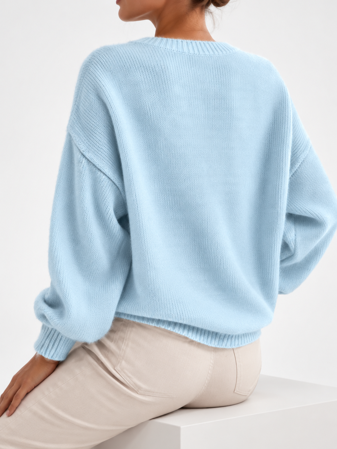 Women's Relaxed Fit Round Neck Knitted Jumper in Blue