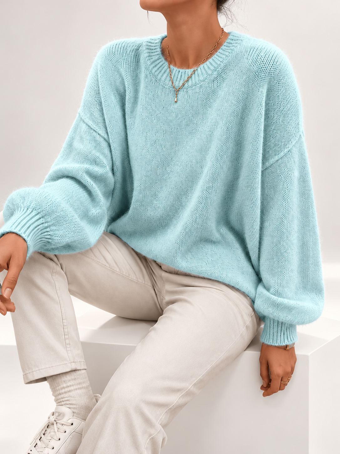 Women's Relaxed Fit Round Neck Knitted Jumper in Blue