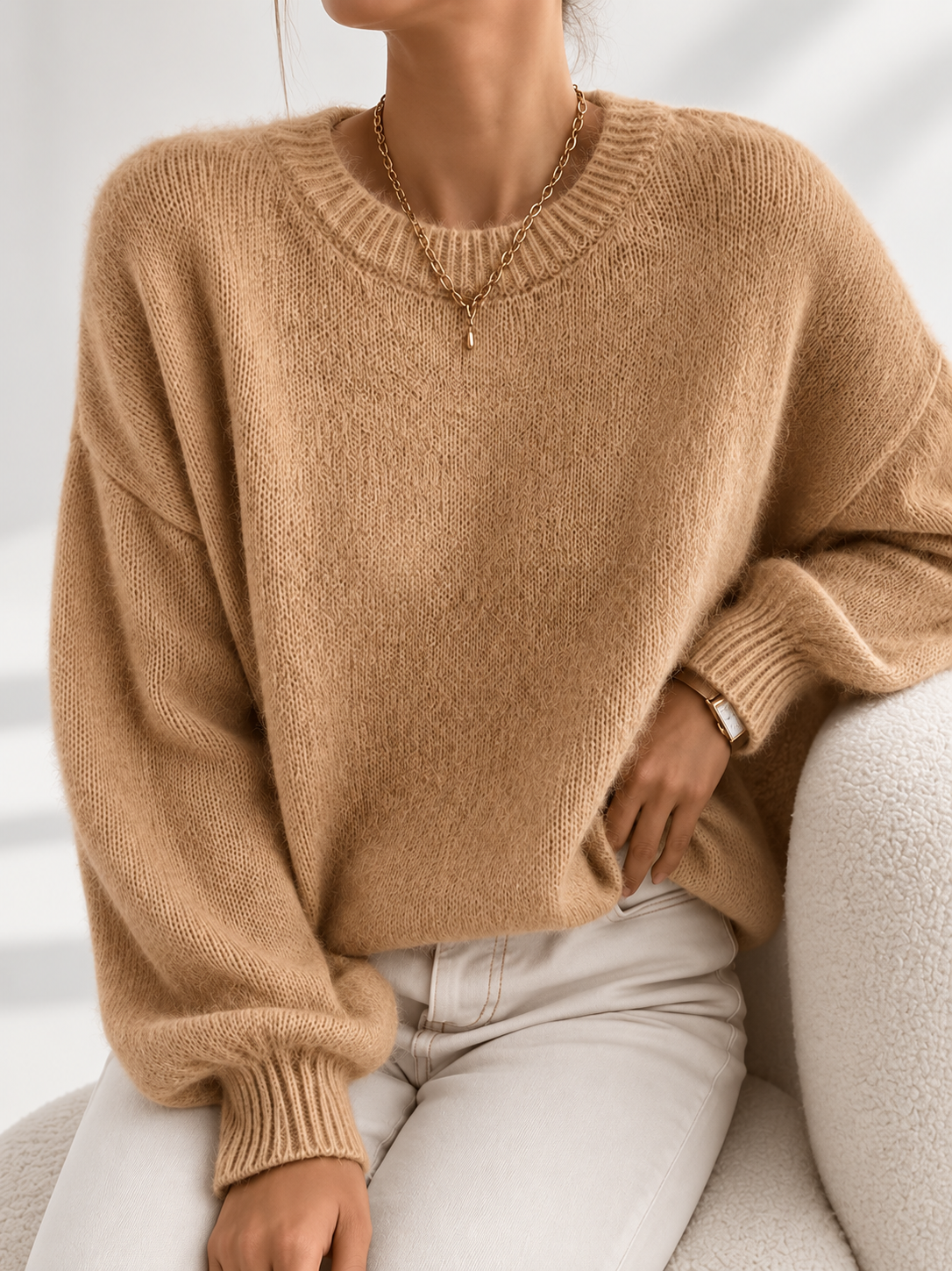 Women's round neck knitted jumper in Khaki