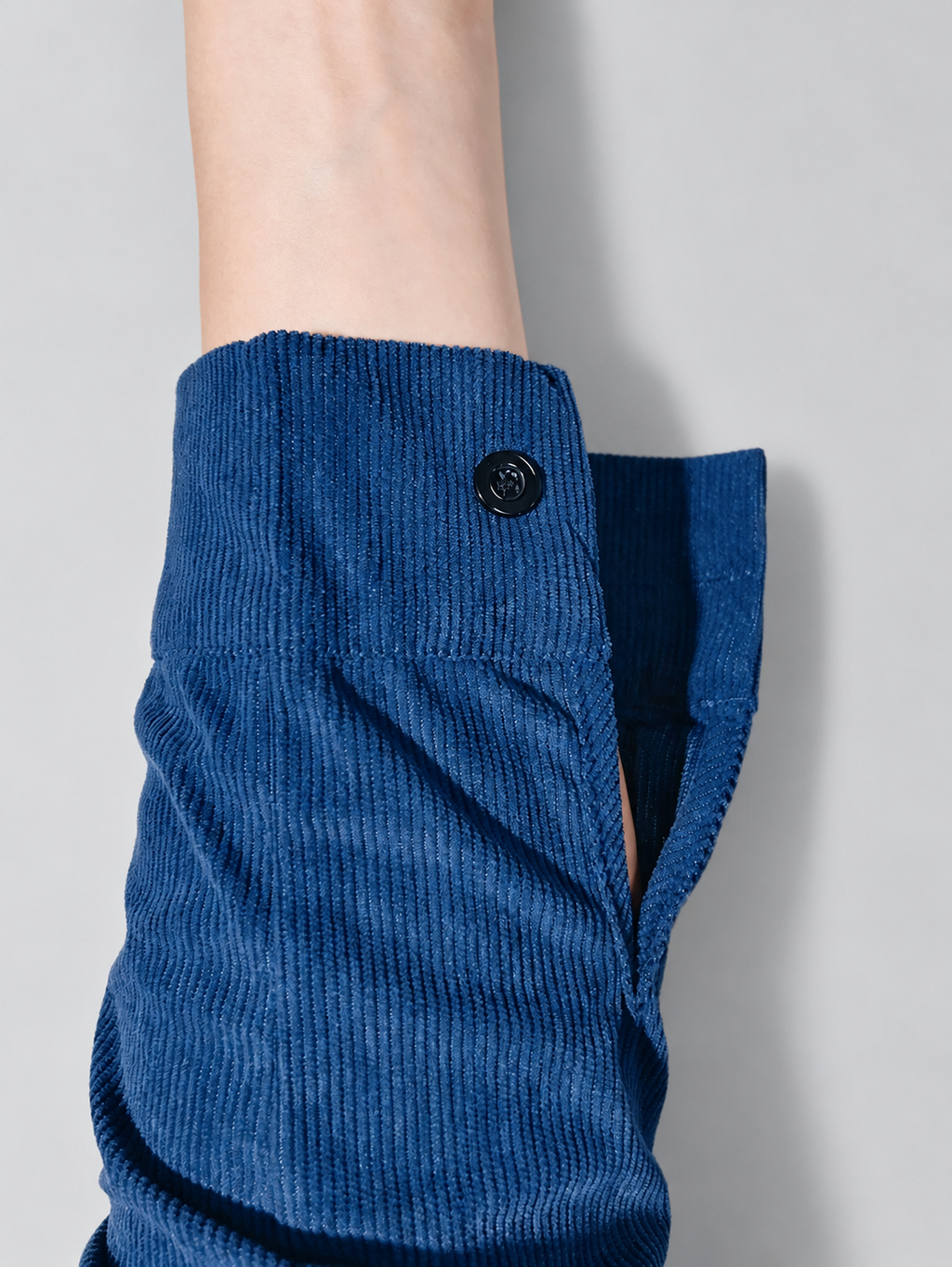 Women's relaxed ribbed blouse in Navy Blue