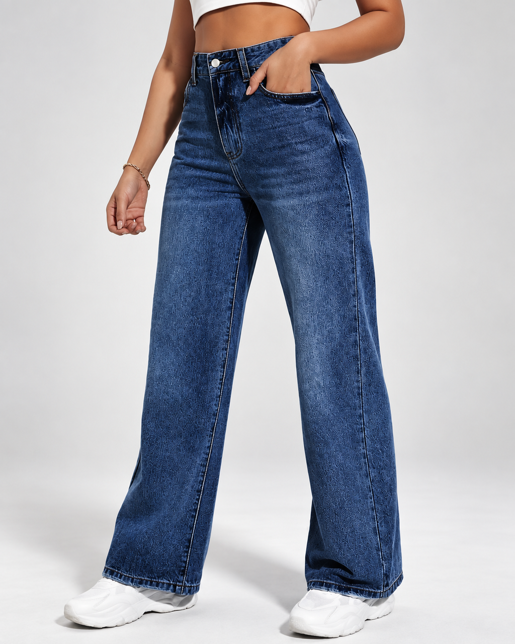 Wide leg jeans with high rise styled look