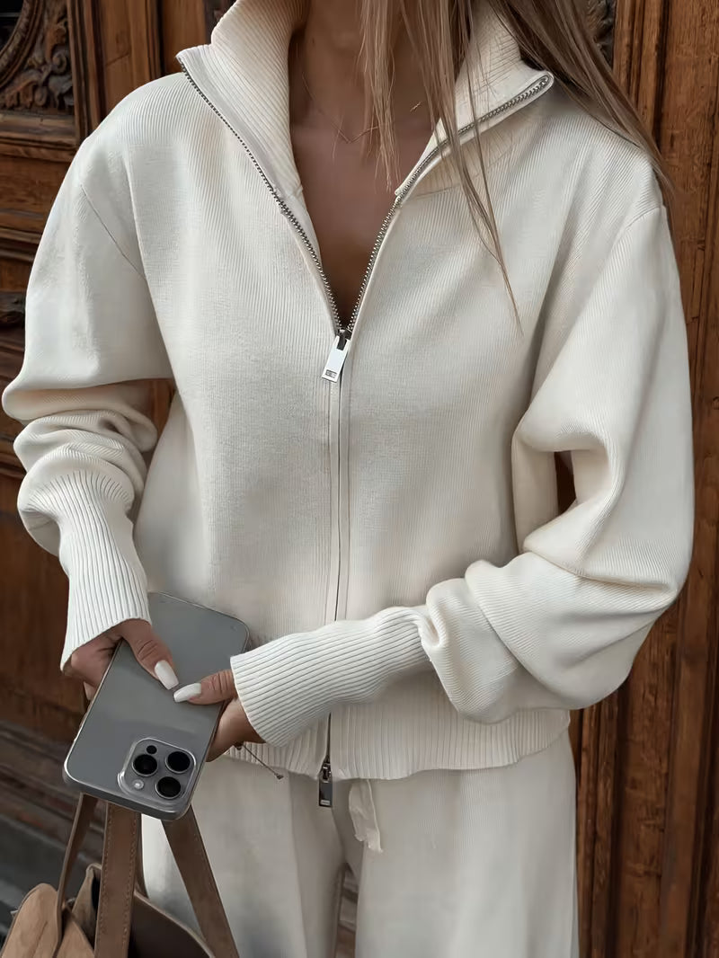 Women's Zip Up Knit Cardigan with Wide Collar and Ribbed Cuffs in Off White – Front View